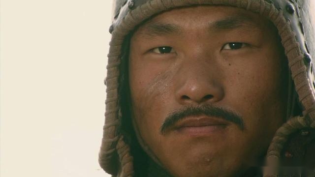 水浒传：谁泄露了十万生辰纲？三种可能性，两种暗示有内鬼