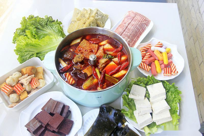 周末晚餐,看我家吃的秋天第一顿火锅是啥?太开胃解馋了!